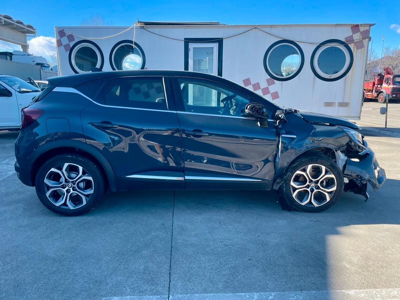 Renault Captur TCe 100 CV GPL Techno ***VEICOLO SINISTRATO **** VA IN MOTO