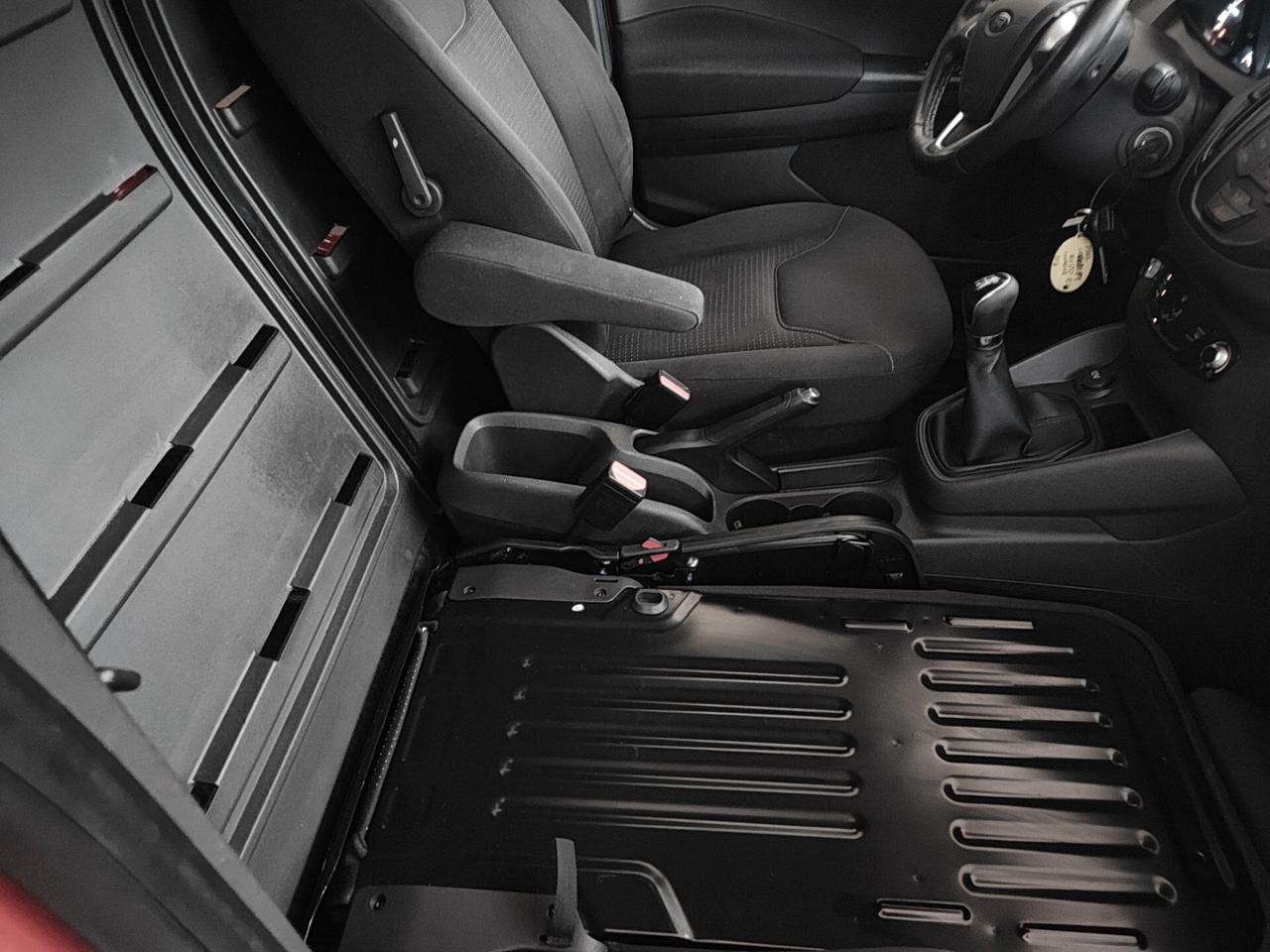 Ford Courier Euro 6B Tdci