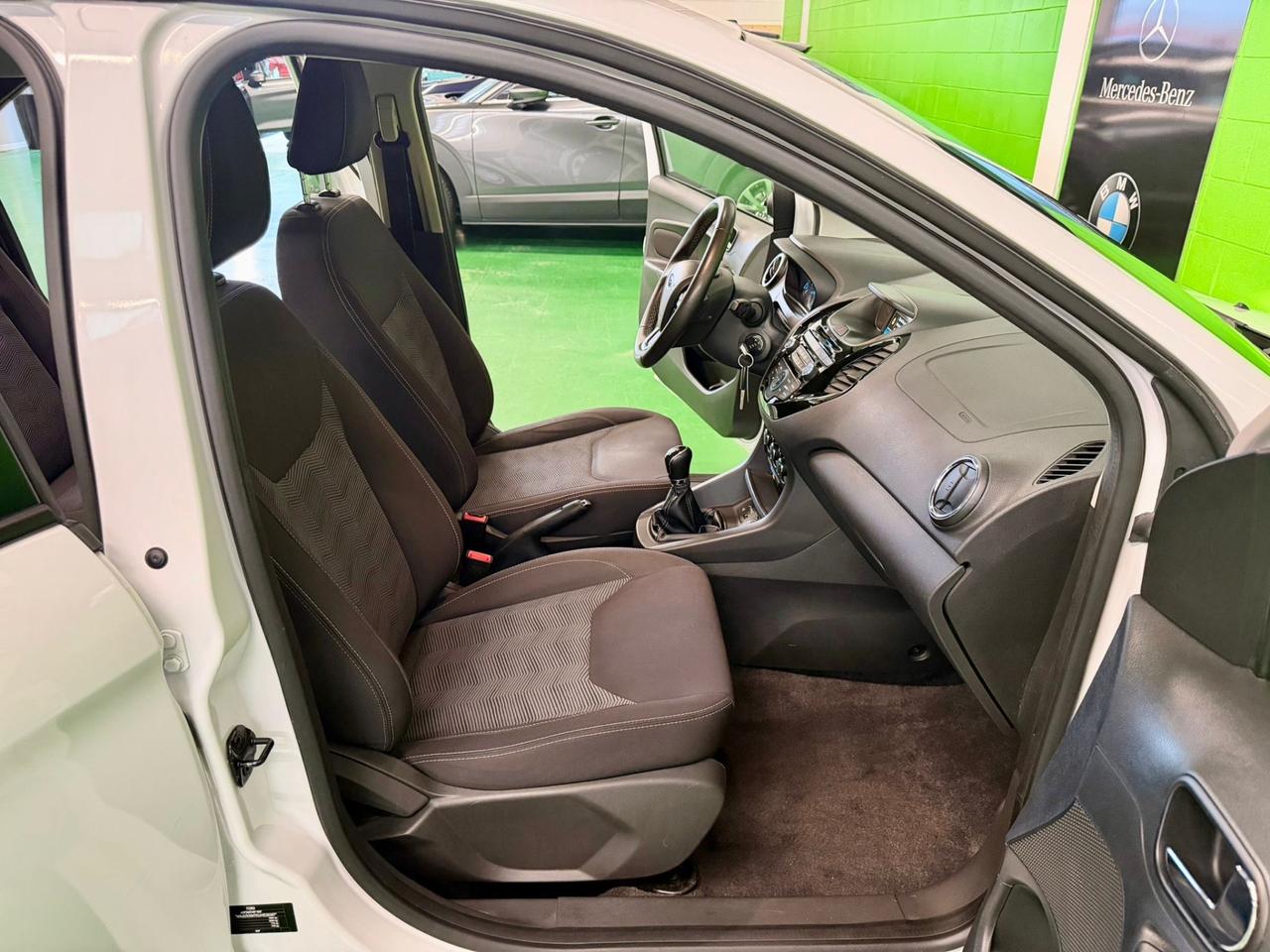 Ford Ka 1.2 Ti-VCT 85 CV Ultimate Color