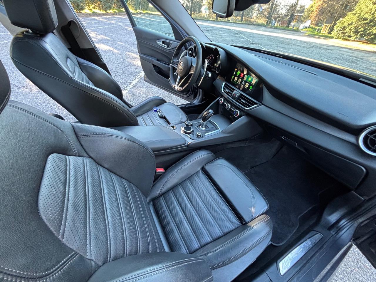 Alfa Romeo Giulia VELOCE