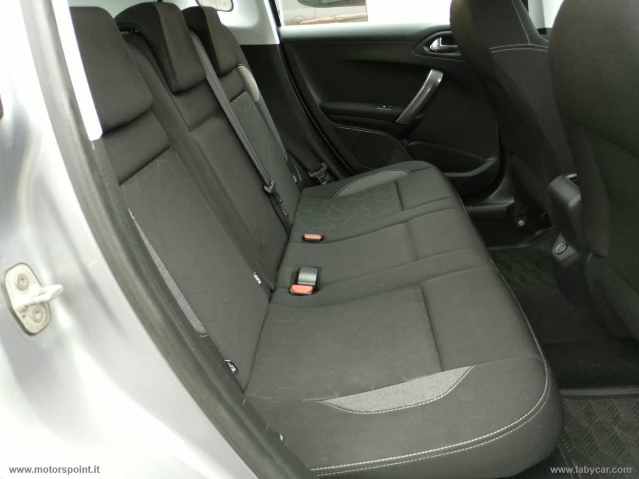 PEUGEOT 2008 BlueHDi 100 S&S Allure
