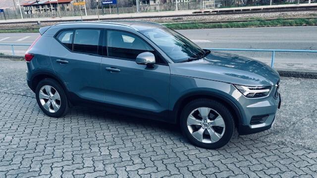 Volvo XC40 T4 AWD Geartronic Momentum