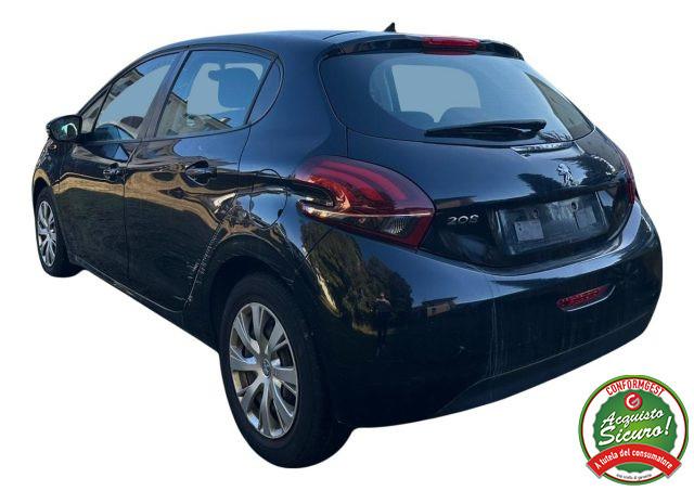 PEUGEOT 208 1° serie PureTech 82 5 porte Allure