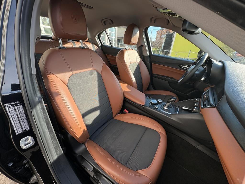 Alfa Romeo Giulia 2.2 Turbodiesel 150 CV AT8 Super