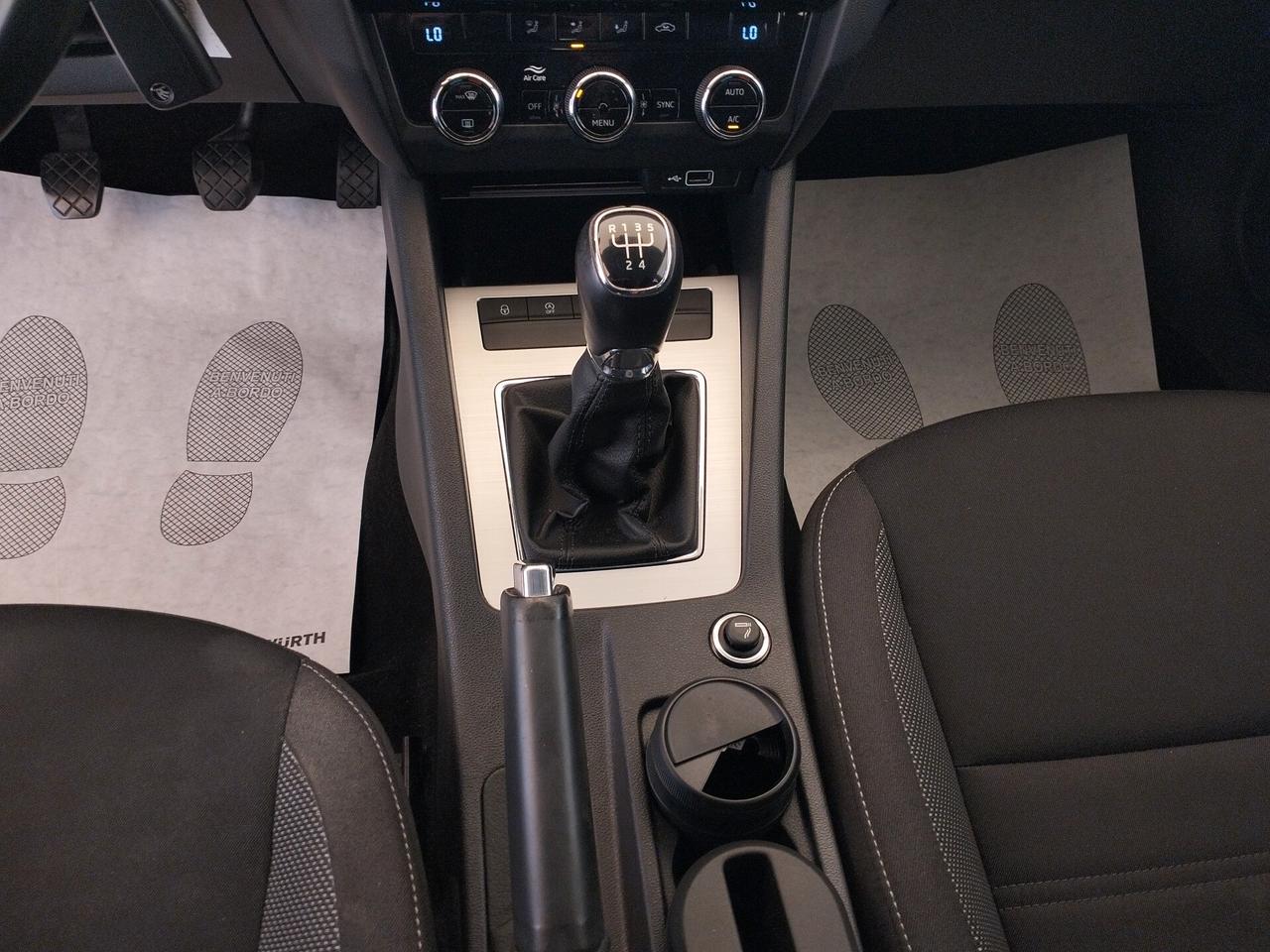 Skoda Octavia 1.6 TDI SCR 115 CV Wagon Executive - NEOPATENTATI