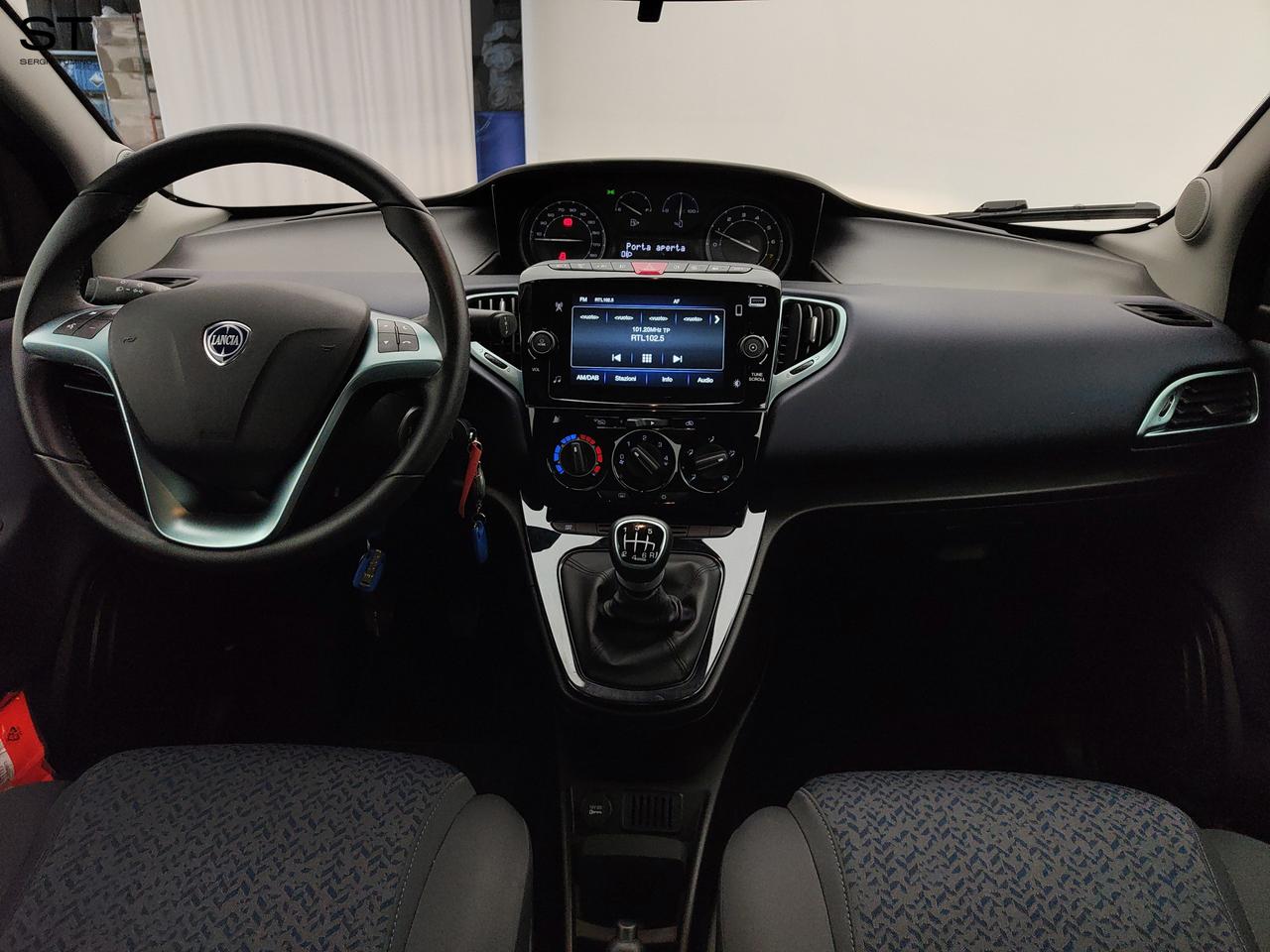 LANCIA Ypsilon 3ª serie - Ypsilon 1.0 FireFly 5 porte S&S Hybrid Go