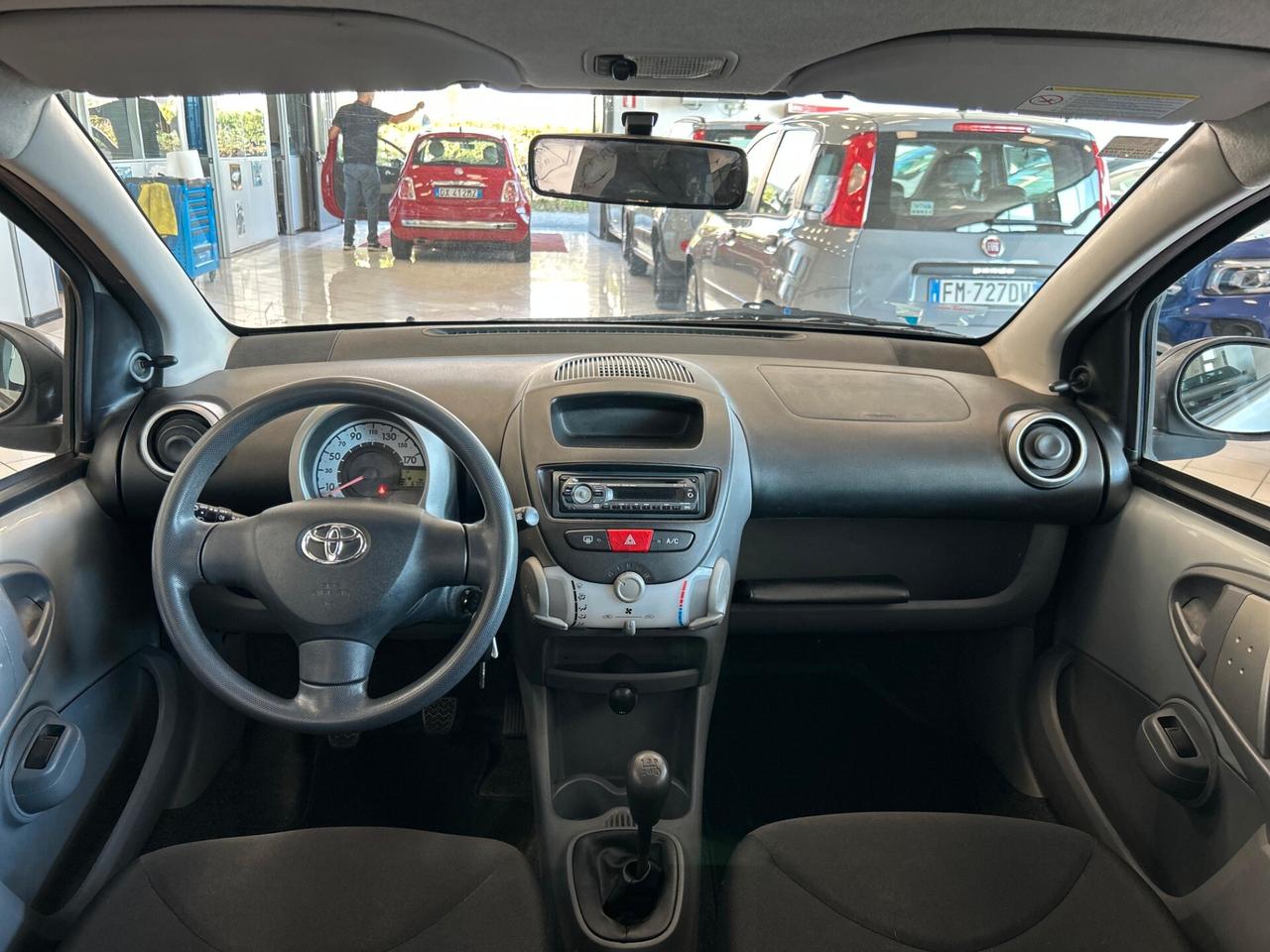 Toyota Aygo 1.0 12V VVT-i 5 porte Sol
