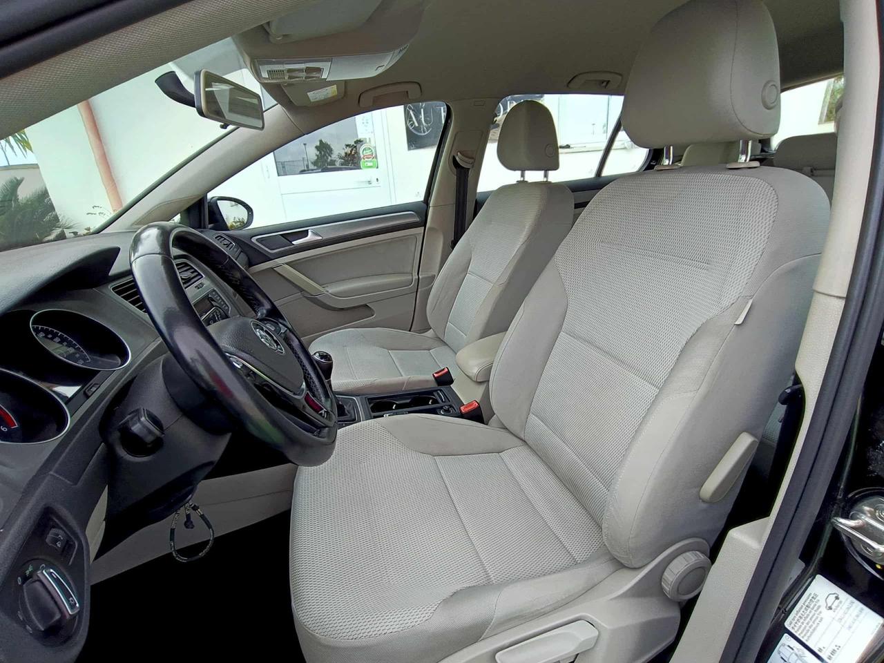 Volkswagen Golf Business 1.6 TDI 5p. Highline BlueMotion Technology - 2015