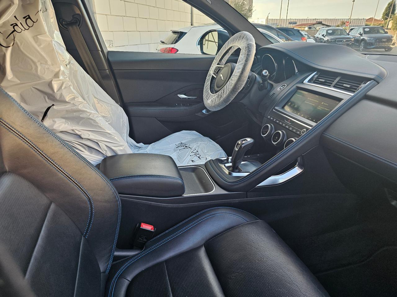 Jaguar E-Pace 2.0D 180 CV AWD R-Dynamic S