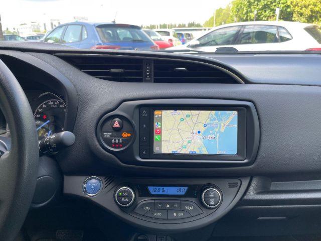 TOYOTA Yaris 1.5H 73CV STYLE AUTOMATICA TETTO PANORAMICO