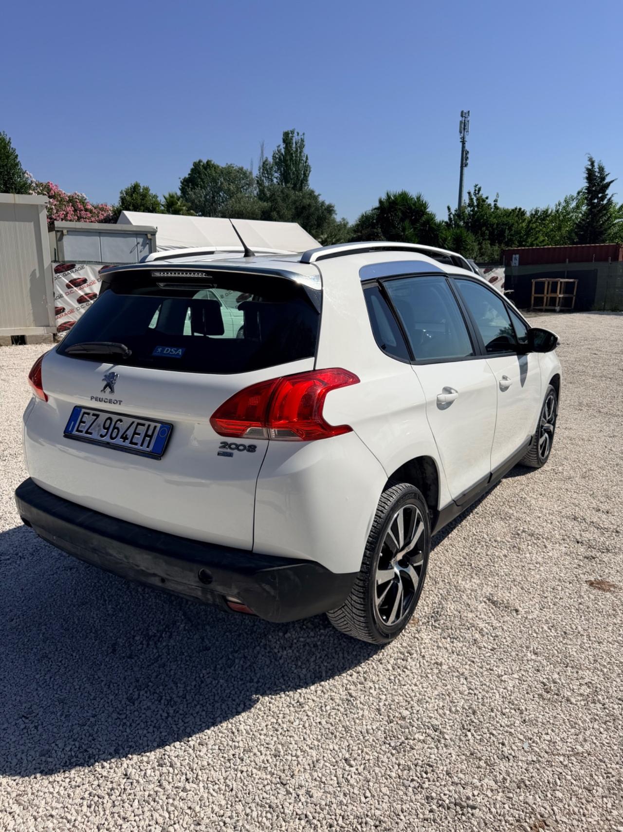 Peugeot 2008 PureTech 82 ETG5 S&S Allure