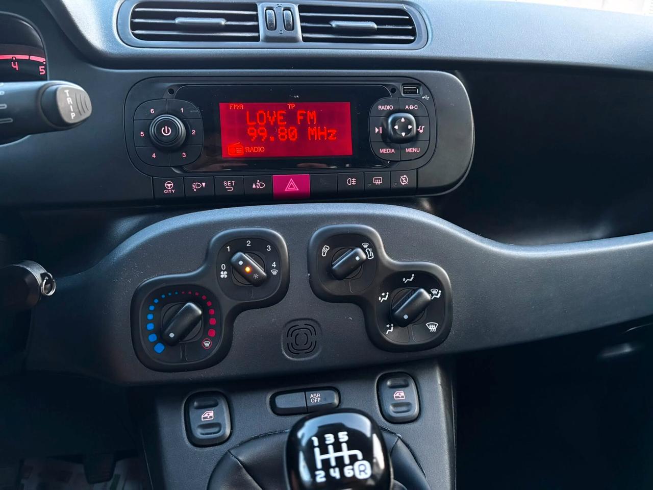 Fiat Panda 1.0 FireFly Hybrid Easy 37.000 KM