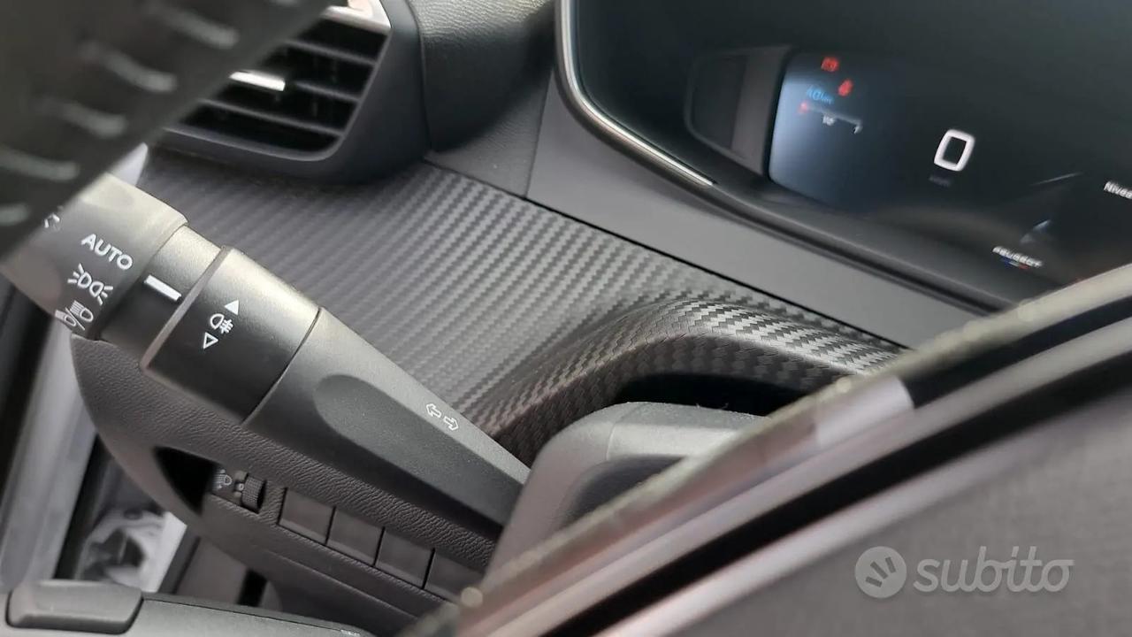 Peugeot 2008 1.2 Puretech 100 cv ALLURE