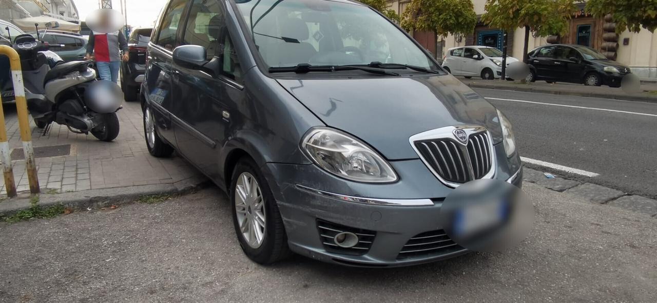 Lancia MUSA 1.3 Mjt diesel 2011 USATO