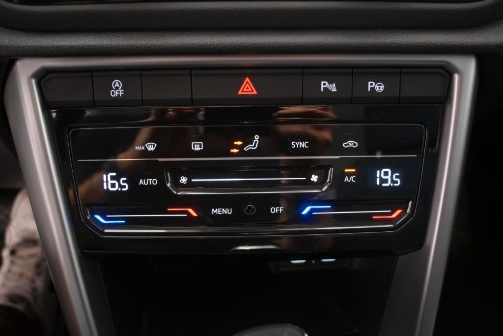 VOLKSWAGEN T-ROC 2.0 TDI 150CV DSG SCR LIFE ( FARI LED - DIGITAL COCKPIT - ADAPTIVE CRUISE - NAVI - APP CONNECT - PARK ASSIST - TETTO BICOLORE )