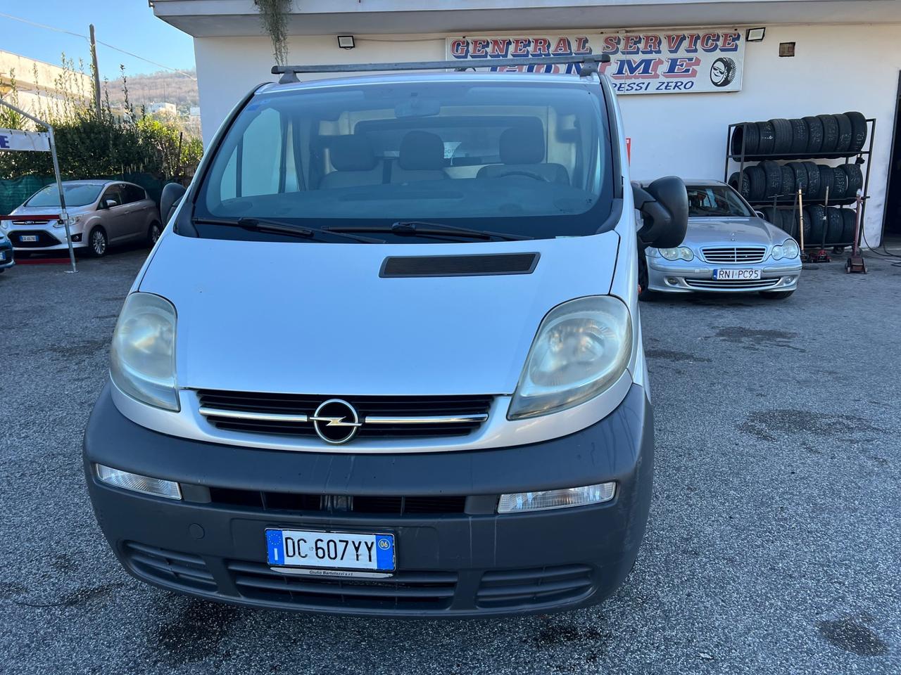 Opel Vivaro 25 1.9 CDTI/100CV PC-TN Furgone