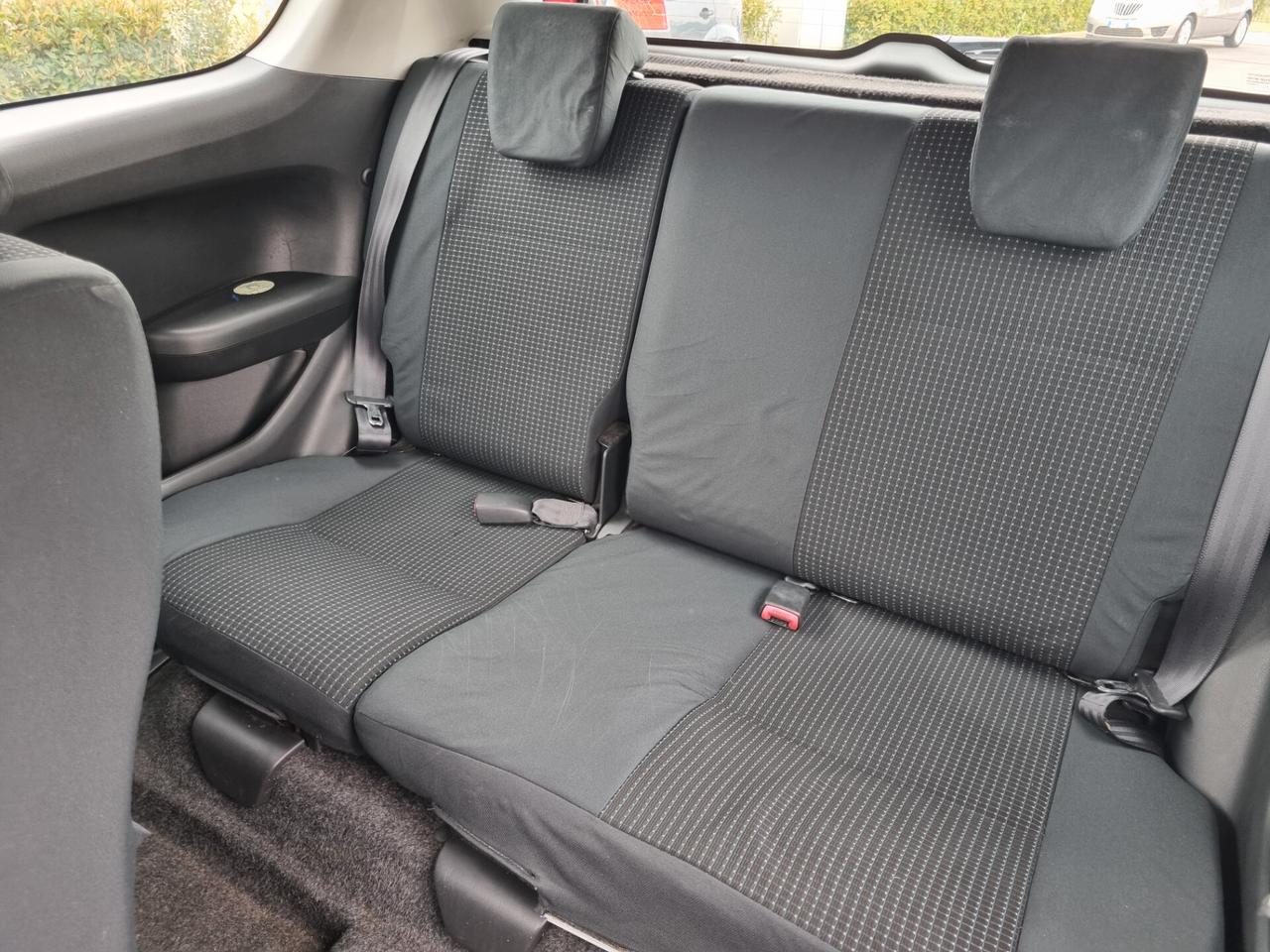 Suzuki Swift 1.3 DDiS 3p. GL