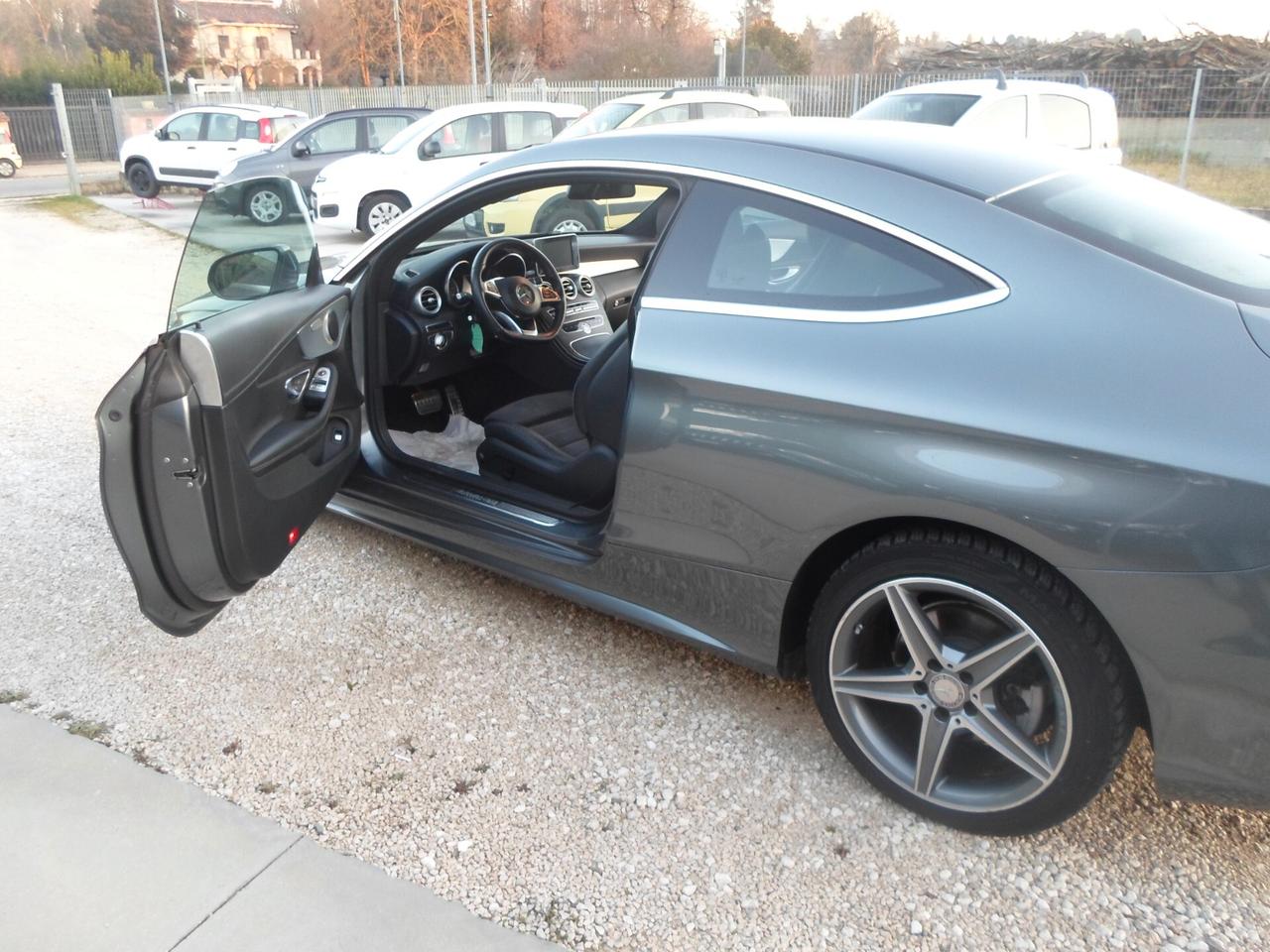 Mercedes-benz C 220 d Auto 4Matic Coupé Premium