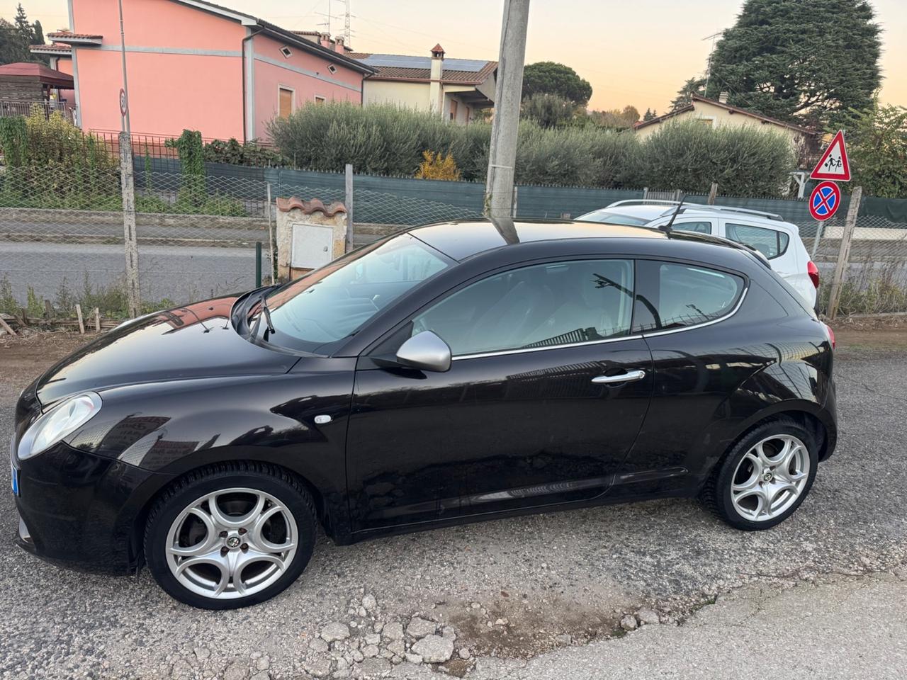 Alfa Romeo MiTo 1.6 JTDm-2 S&S Distinctive Sport Pack