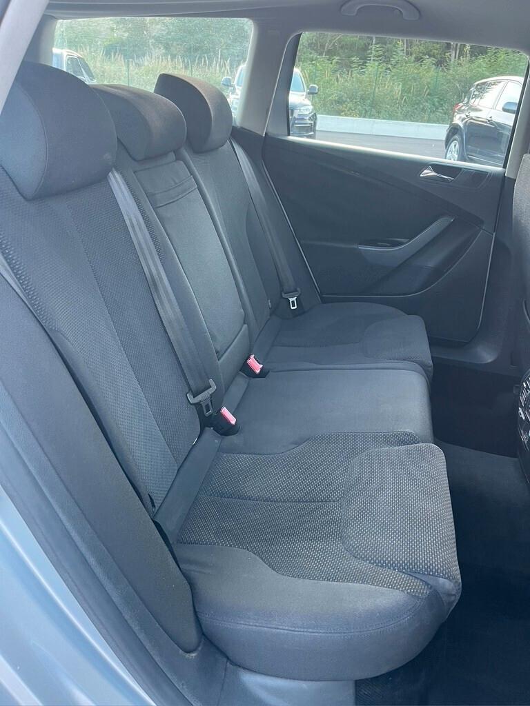 Volkswagen Passat 2.0 16V TDI Var. Comfortline