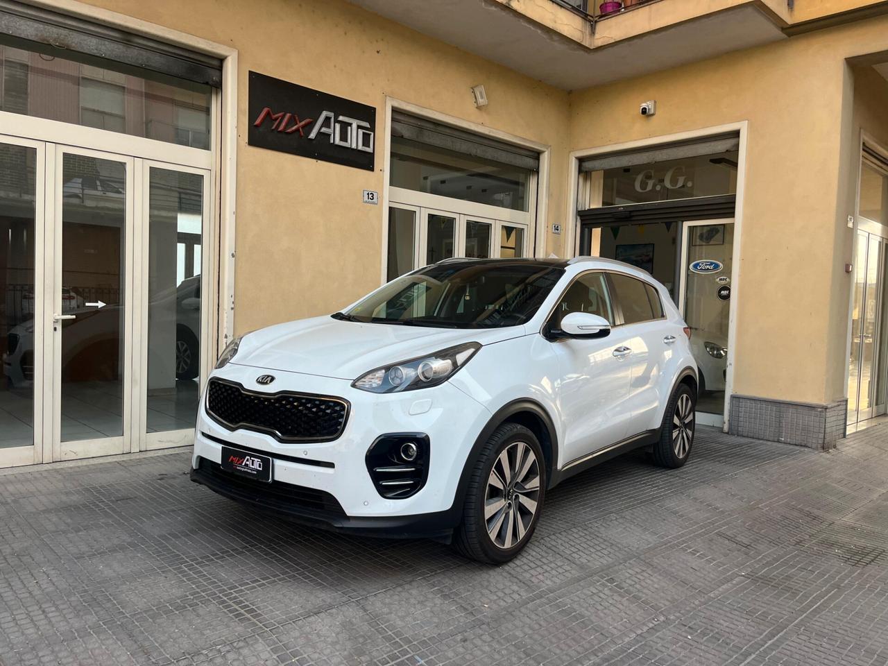 Kia Sportage 1.7 CRDI 2WD Class *Tetto Panoramico*
