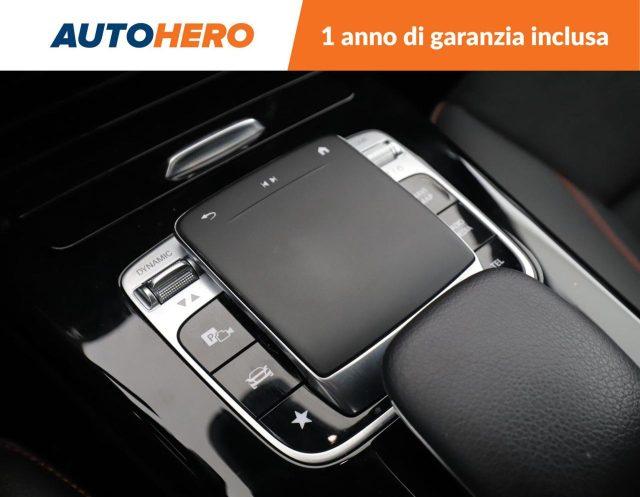 MERCEDES-BENZ CLA 200 Automatic Premium