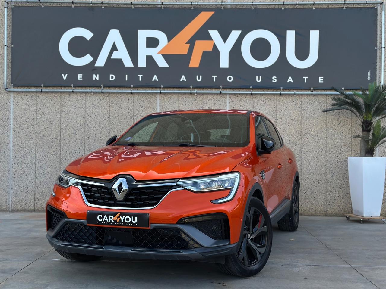 Renault Arkana Hybrid E-Tech 145 CV R.S. Line