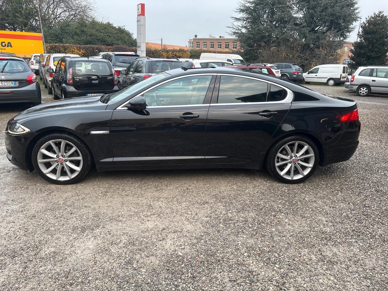 Jaguar XF 2.2 D 200 CV -Full