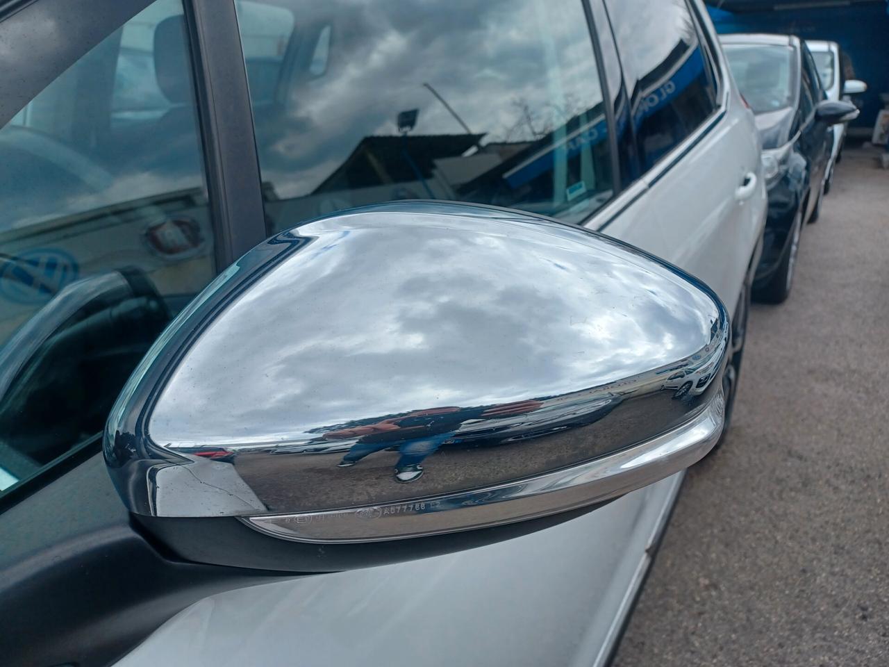 Peugeot 2008 1.6 HDI ALLURE UNICO PROPRIETARIO