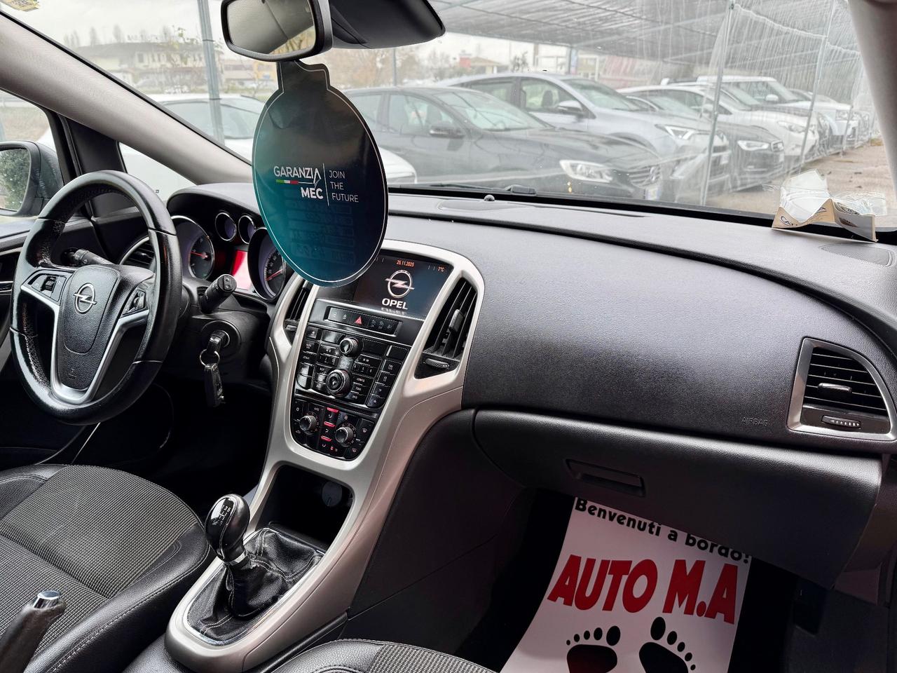 Opel Astra 2012 1.7 CDTI 125CV Sports Tourer Cosmo ! ! !