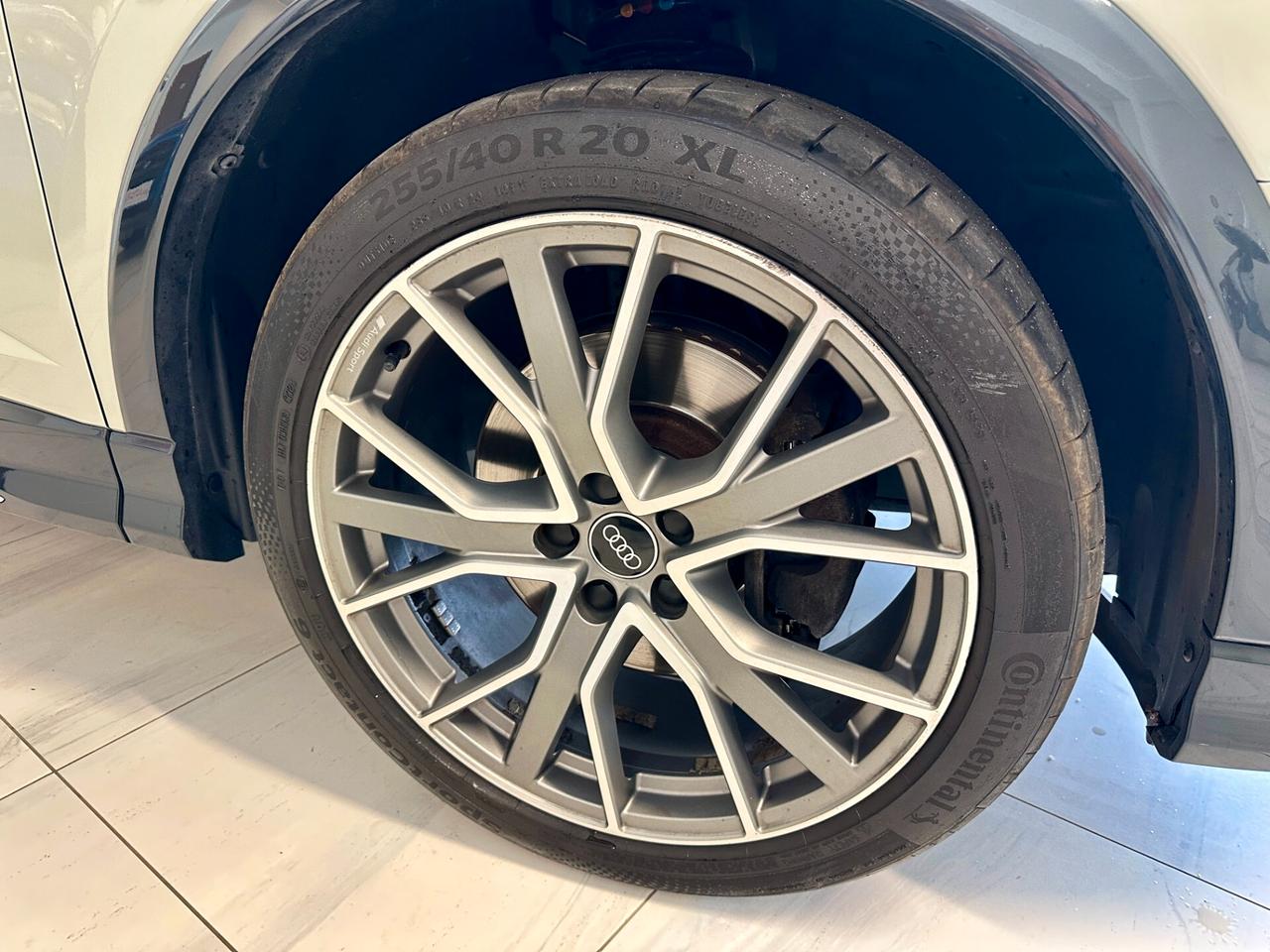 Audi Q3 40 TDI quattro S tronic line edition