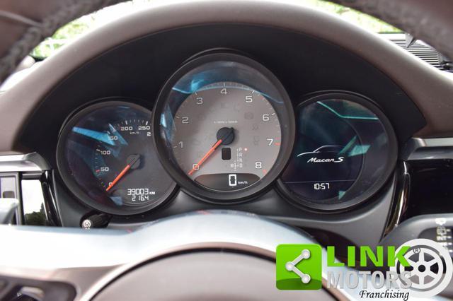 PORSCHE Macan 3.0 S