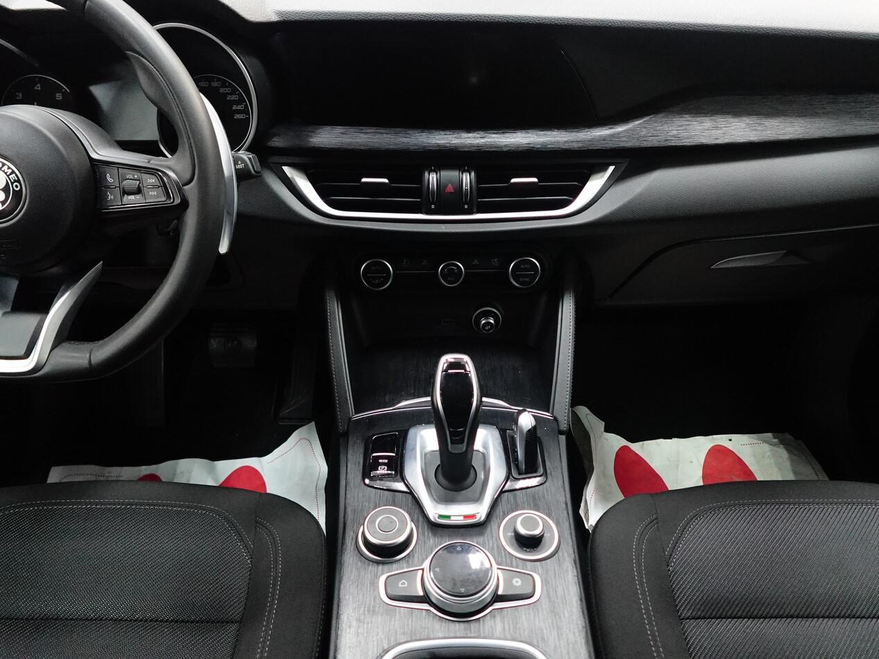 Alfa Romeo Stelvio 2.2 MJT 190 CV AT8 Q4 BUSINESS
