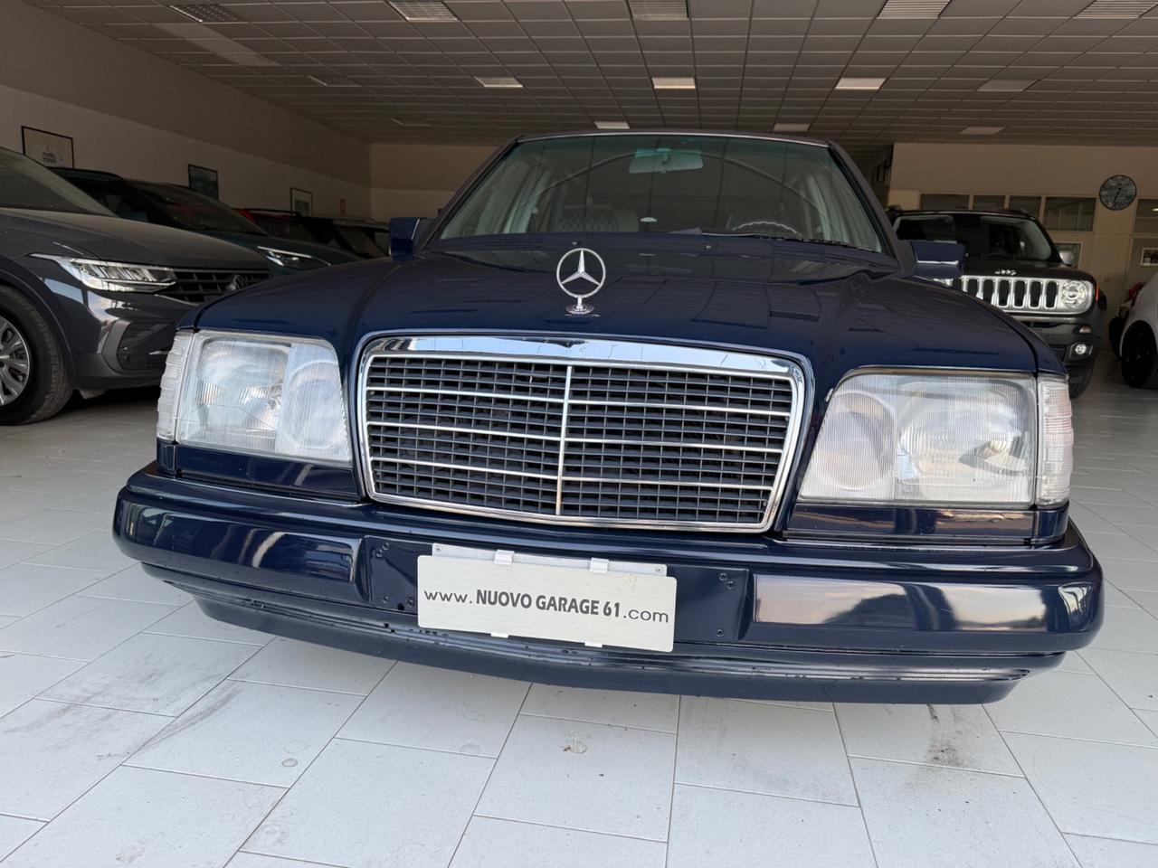 Mercedes-benz E 250 diesel cat Elegance