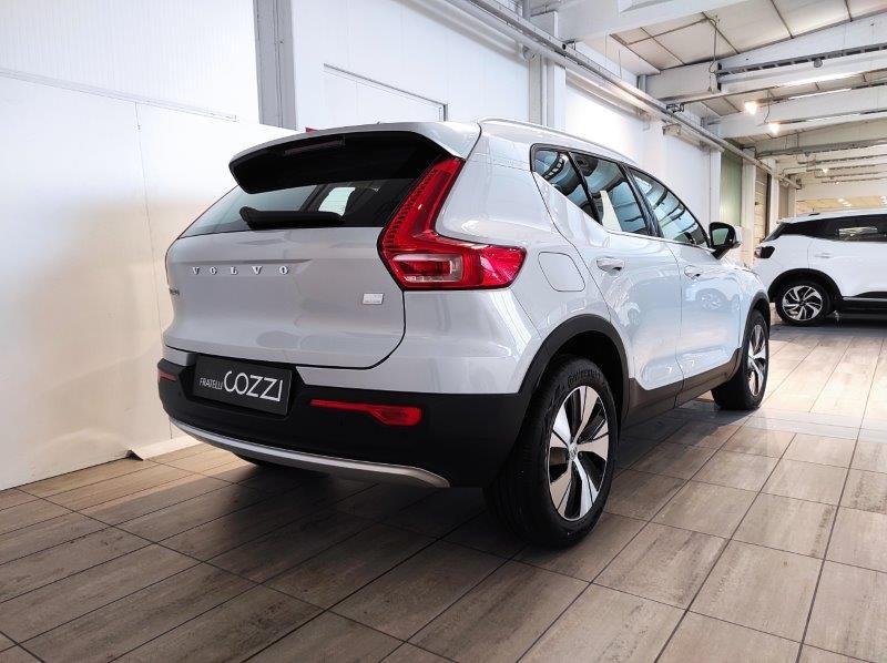VOLVO XC40 (2017-->) - XC40 T5 Recharge Plug-in Hybrid Inscription Expression