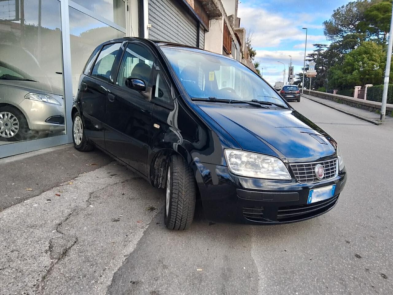 Fiat Idea 1.4 BlackLabel