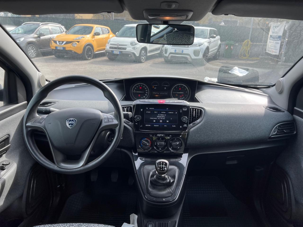 Lancia Ypsilon 1.0 GPL Hybrid Anno 2022