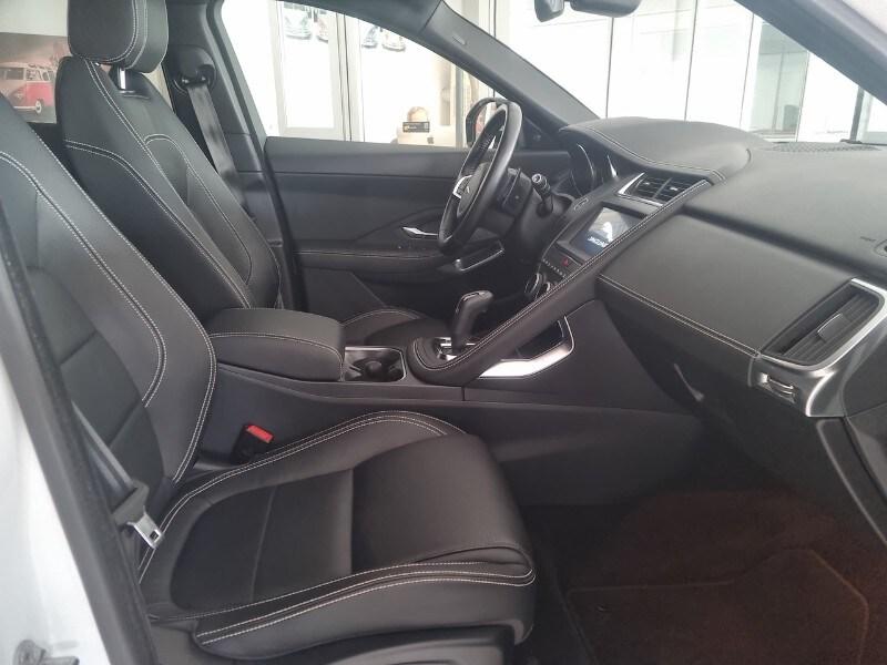 JAGUAR E-Pace (X540) E-Pace 2.0D 150 CV A...