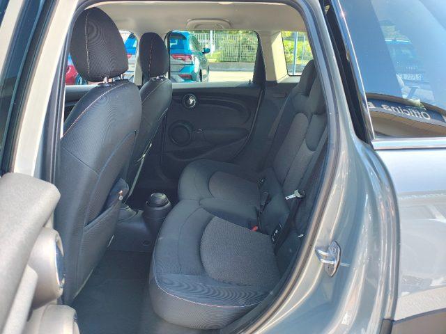 MINI Cooper 1.5 5 porte