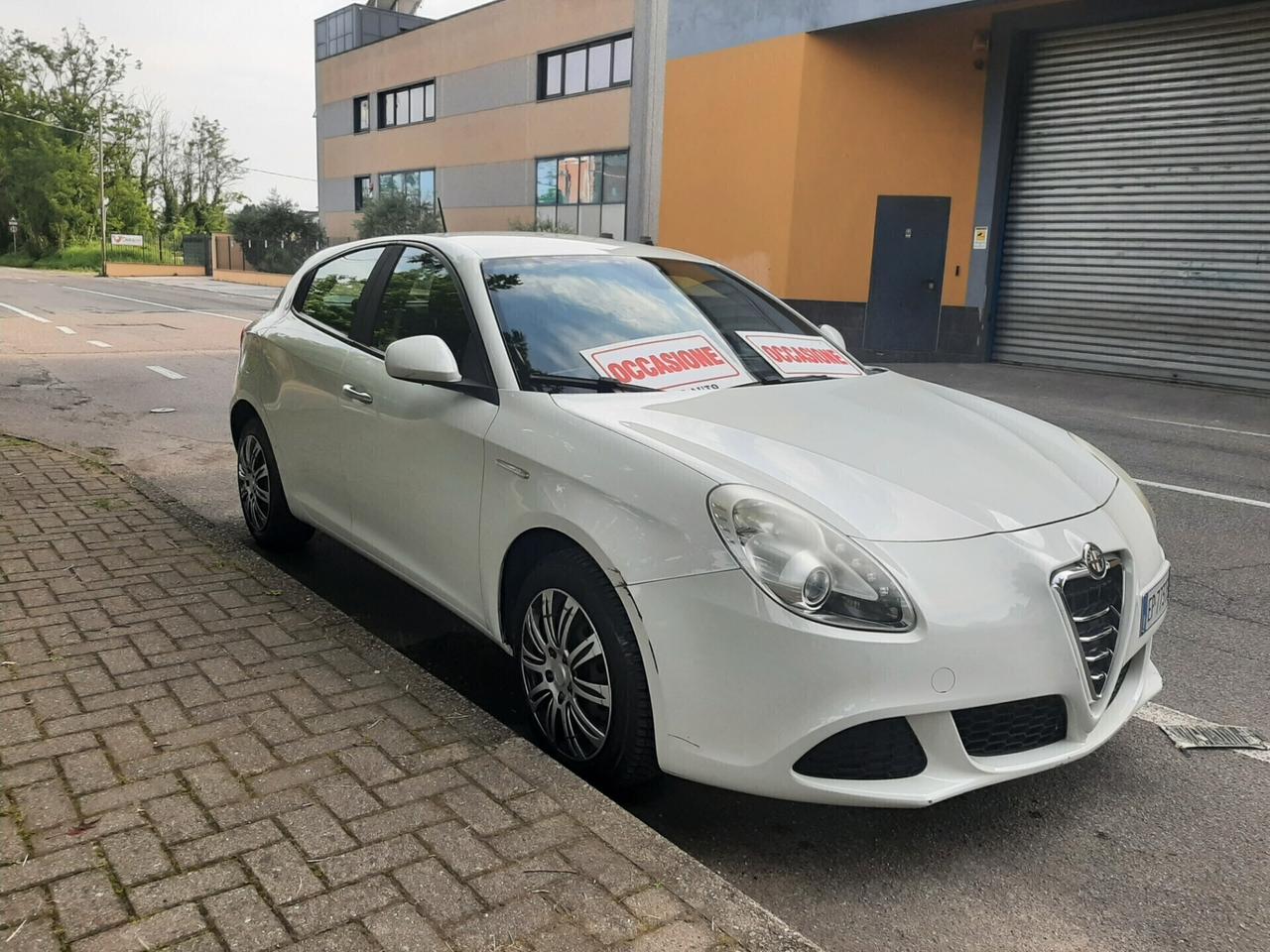 Alfa Romeo Giulietta 1.4 Turbo MultiAir Distinctive KM 120.MILA A 6.999 EURO