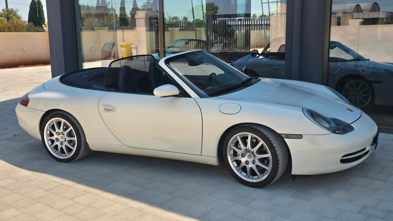 Porsche 911 Carrera Cabriolet ASI CRS