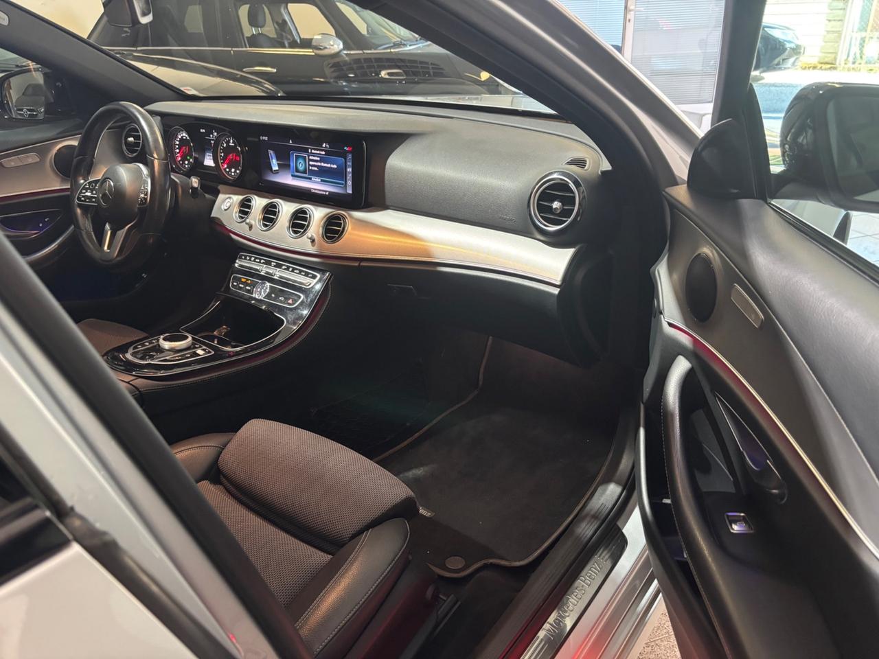 Mercedes-benz E 220 d S.W. 4Matic Auto Premium Plus