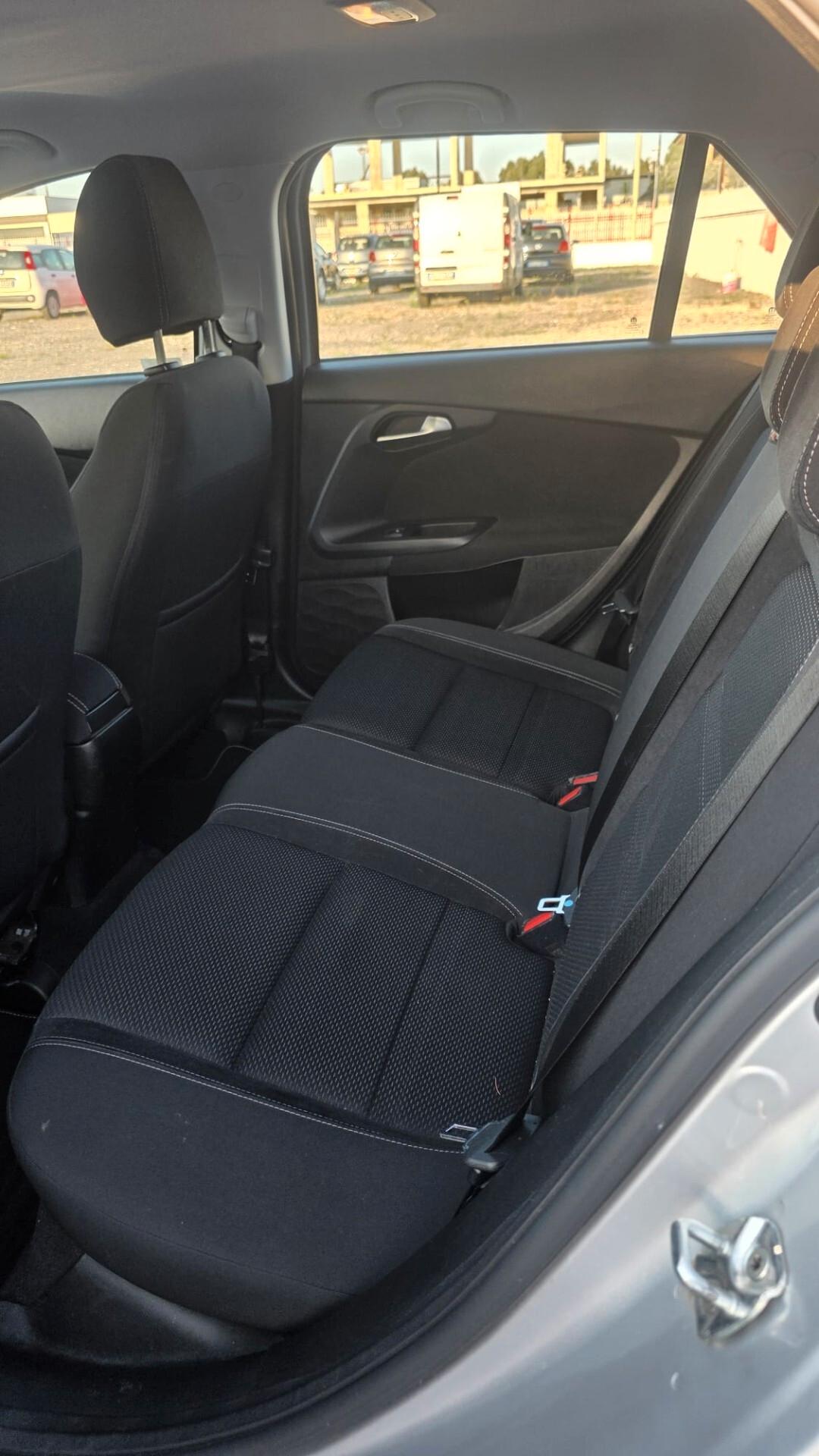 Fiat Tipo 1.6 Mjt S&S SW Lounge