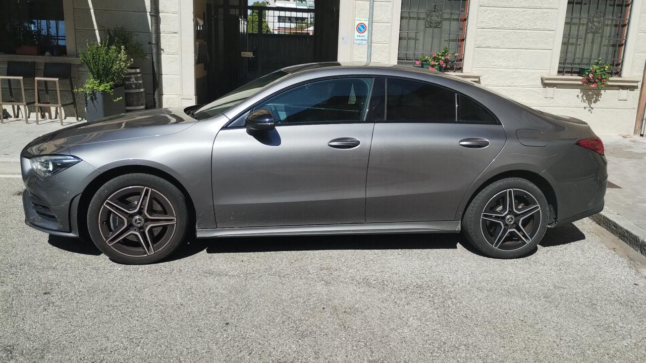 Mercedes-benz CLA 250 e hybrid EQ Premium