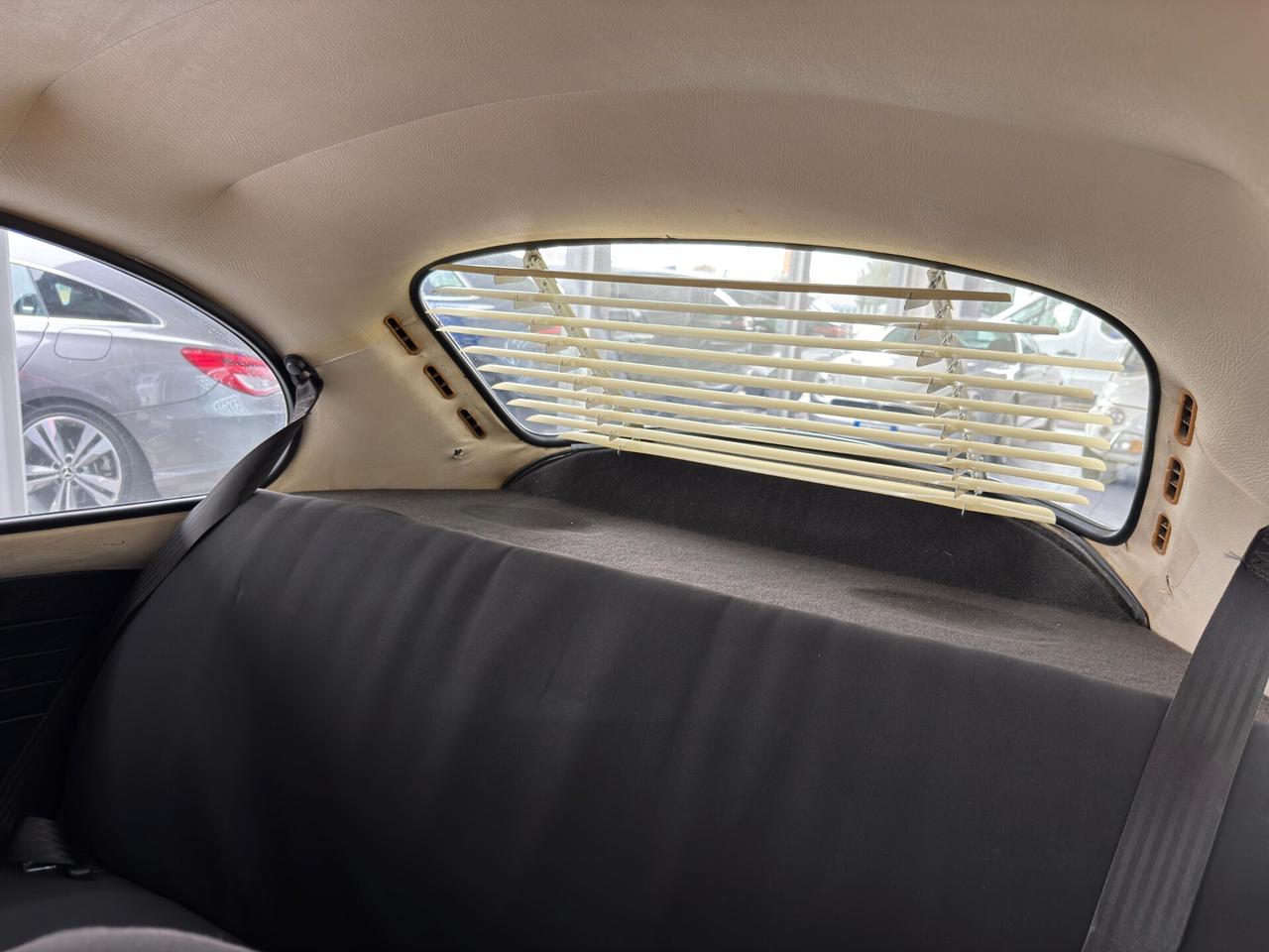 VOLKSWAGEN MAGGIOLINO DEL 75