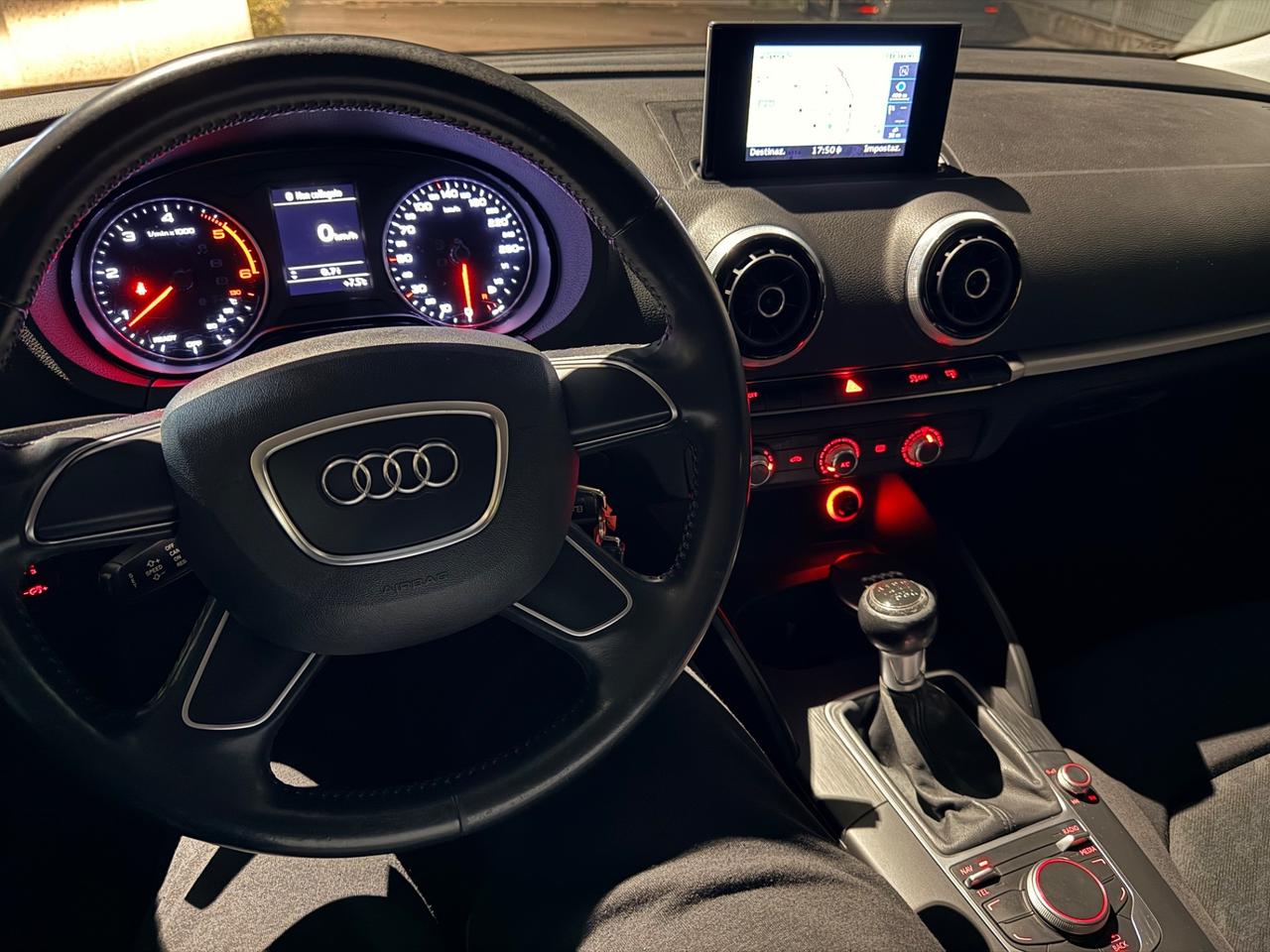 Audi A3 1.6 TDI 110cv EURO6 OK NEOPATENTATI