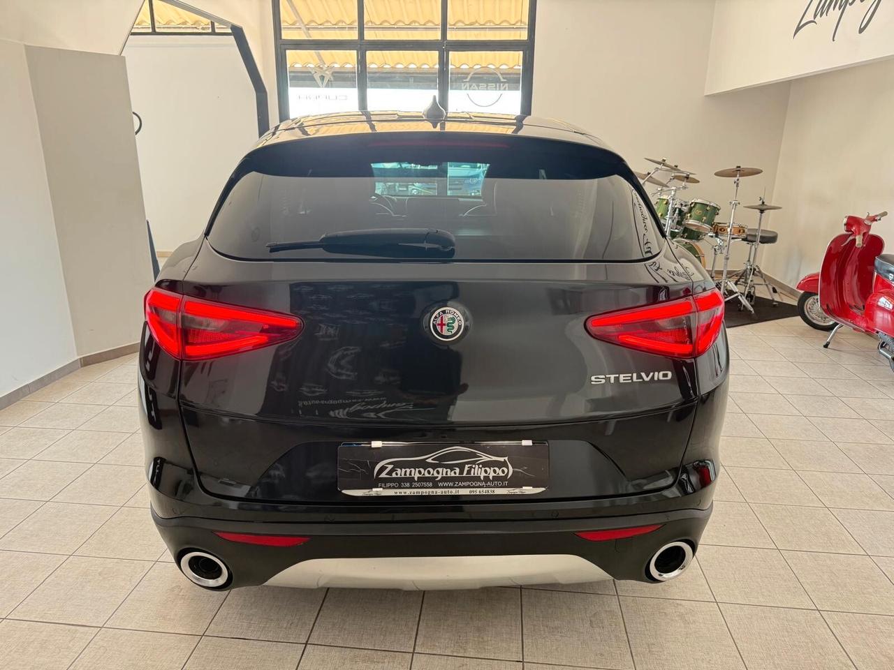 Alfa Romeo Stelvio 2.2 Q4 180cv iva esposta