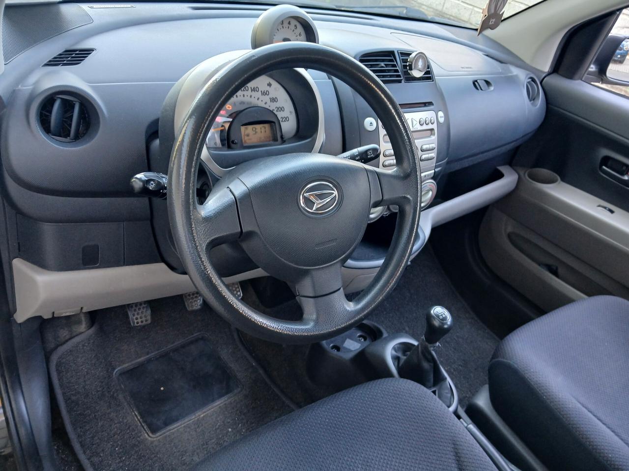 Daihatsu Sirion 1.3 16V 4WD Mio
