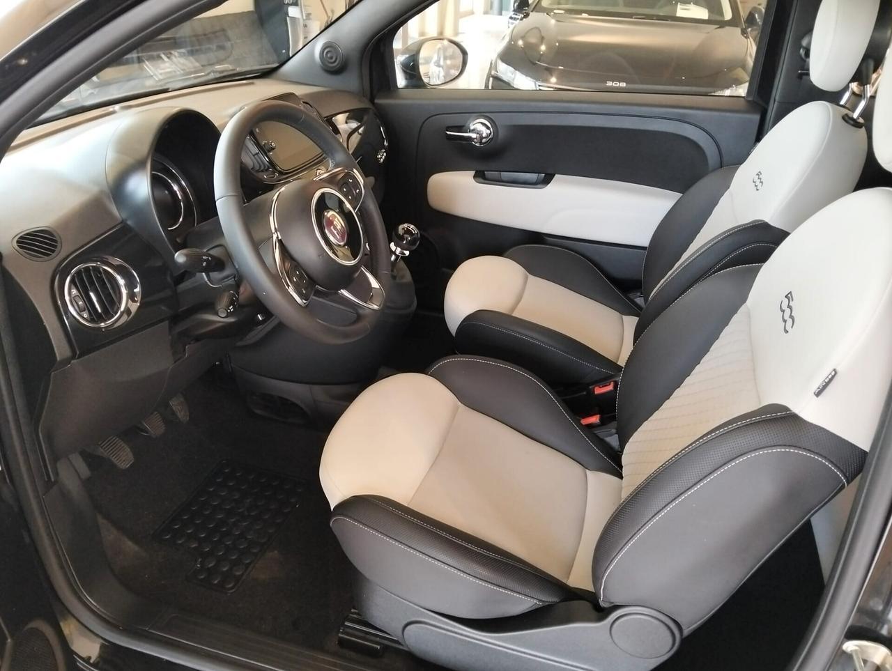 Fiat 500 1.0 Hybrid Dolcevita solo 11000km