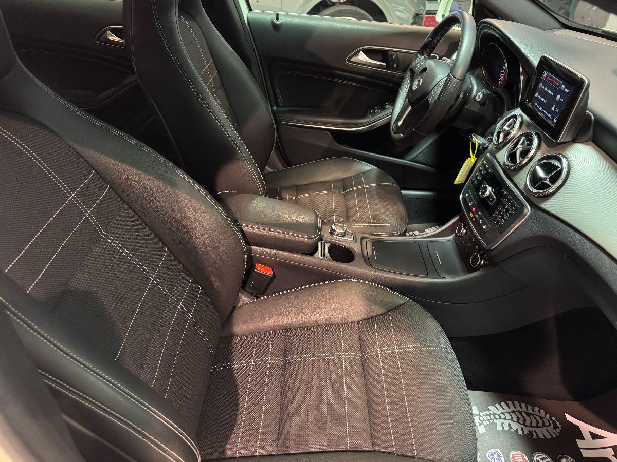 MERCEDES GLA 200 CDI Automatic Sport 4Matic 100.000 Km